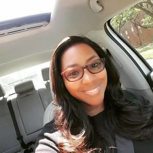 Meet your Posher, Elle m